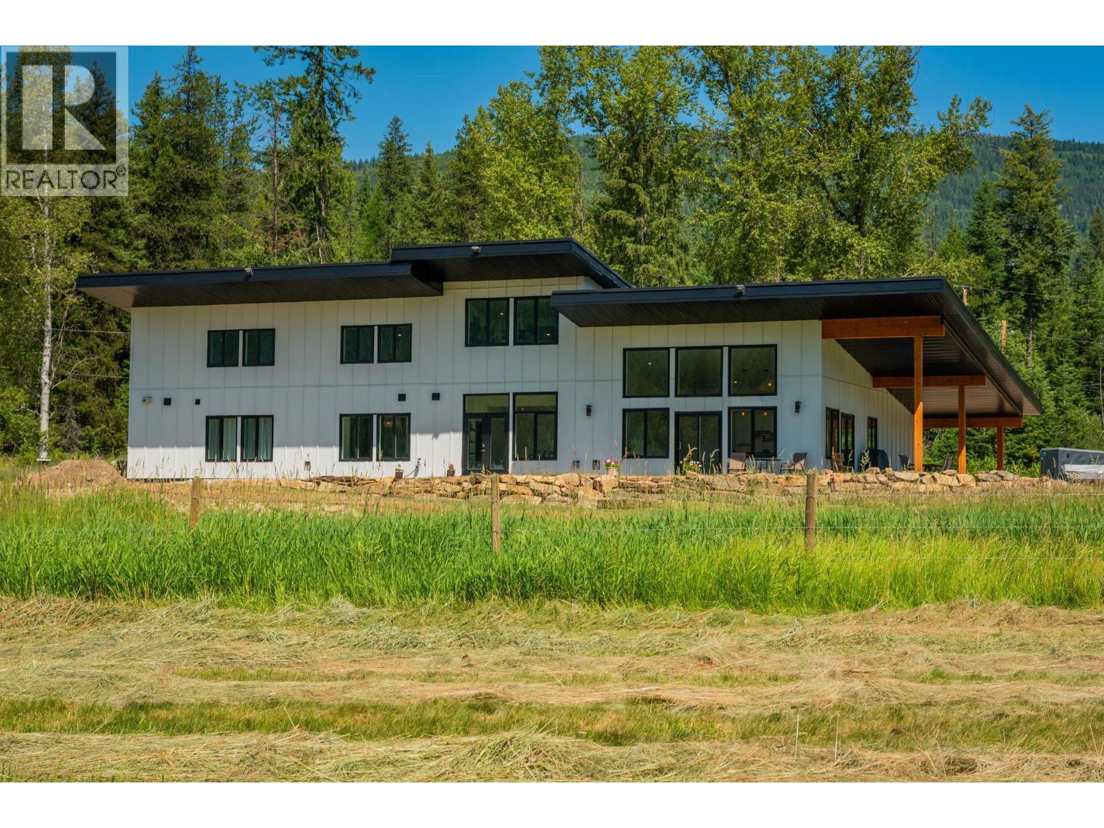 2335 Pass Creek Road, Castlegar, British Columbia  v1n 4t4 - Photo 7 - 10383434