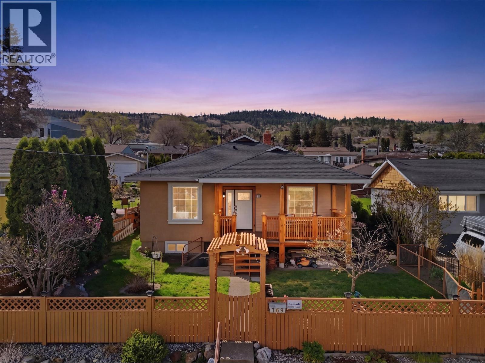 769 Douglas Street, Kamloops, British Columbia  V2C 3C7 - Photo 1 - 10378532