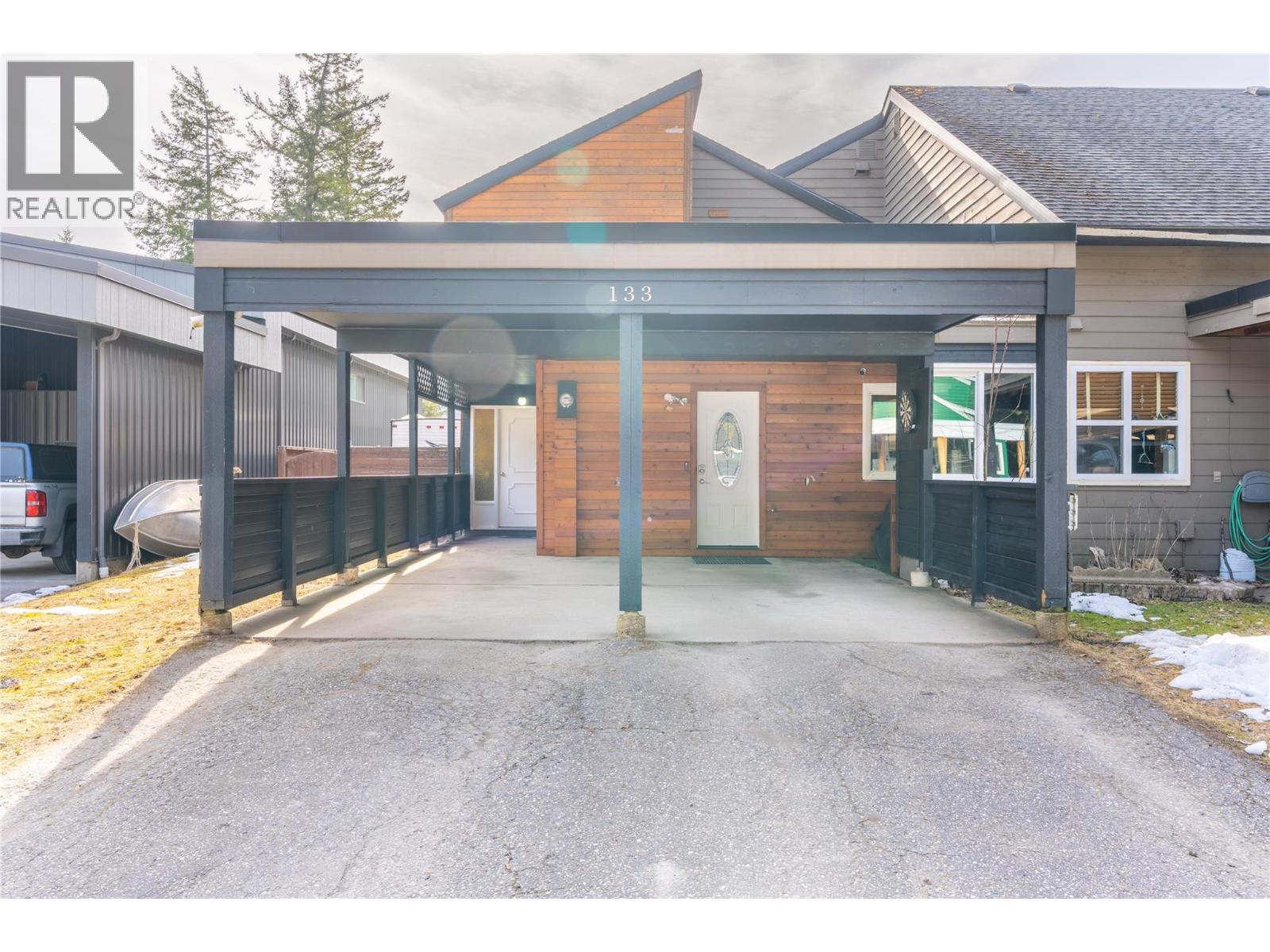 133 Greely Crescent, Revelstoke, British Columbia  V0E 2S0 - Photo 5 - 10383857