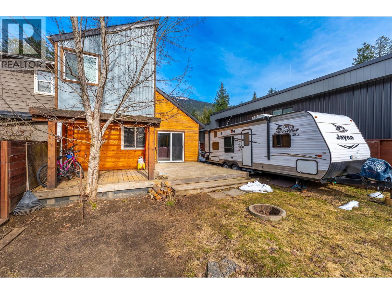 133 Greely Crescent, Revelstoke, British Columbia  V0E 2S0 - Photo 7 - 10383857