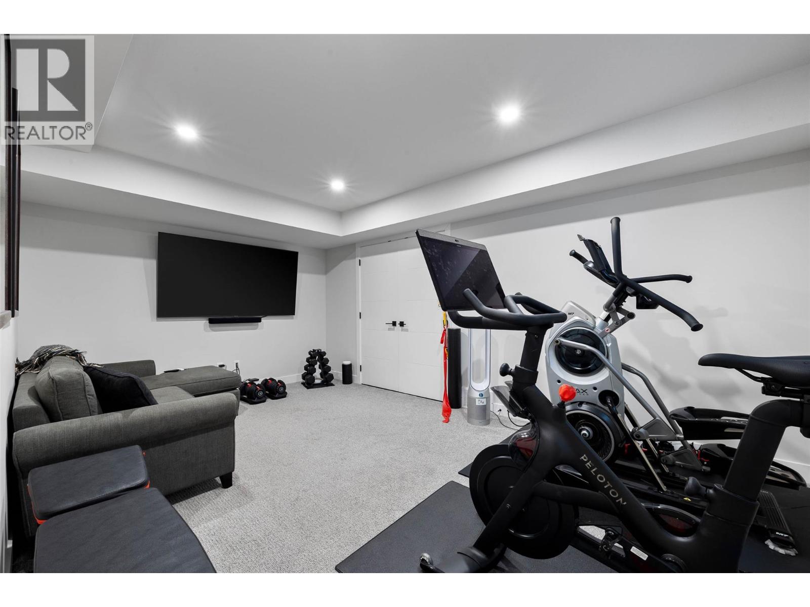 1886 Qu'appelle Boulevard, Kamloops, British Columbia  V2E 0C7 - Photo 24 - 10383652