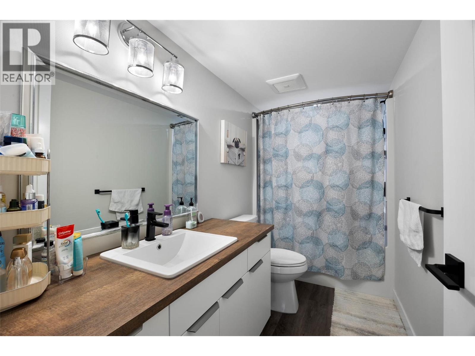 1886 Qu'appelle Boulevard, Kamloops, British Columbia  V2E 0C7 - Photo 33 - 10383652