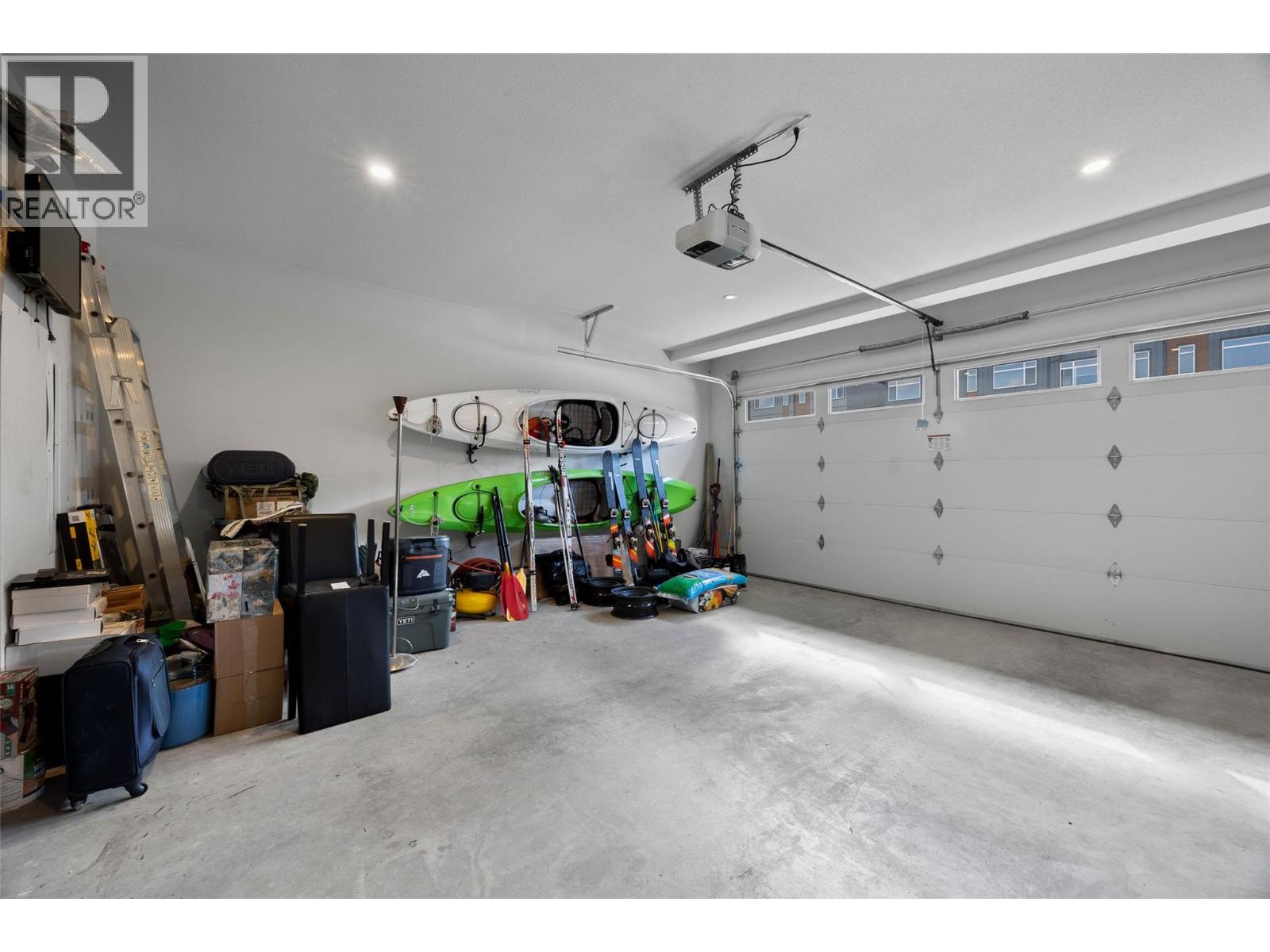 1886 Qu'appelle Boulevard, Kamloops, British Columbia  V2E 0C7 - Photo 35 - 10383652