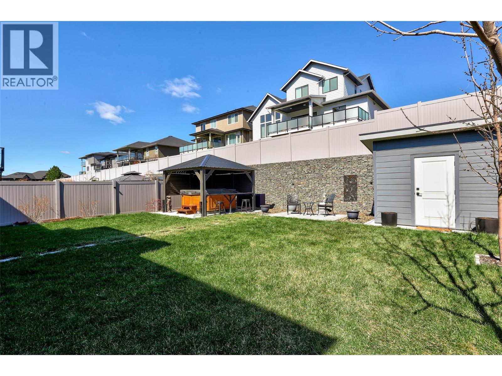 1886 Qu'appelle Boulevard, Kamloops, British Columbia  V2E 0C7 - Photo 40 - 10383652