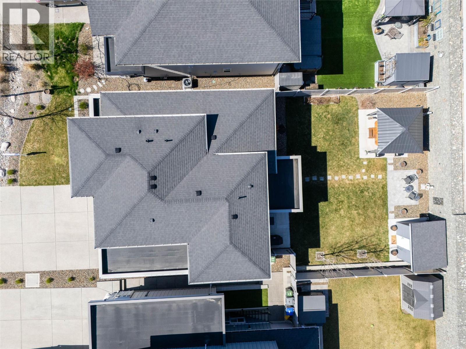 1886 Qu'appelle Boulevard, Kamloops, British Columbia  V2E 0C7 - Photo 47 - 10383652