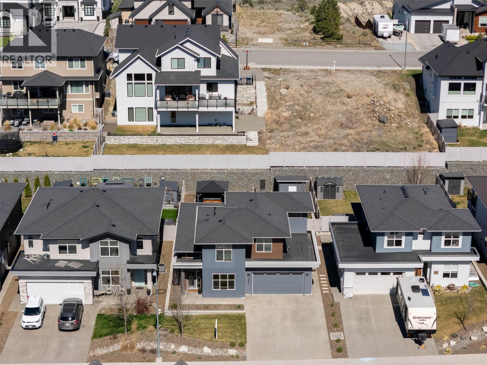 1886 Qu'appelle Boulevard, Kamloops, British Columbia  V2E 0C7 - Photo 54 - 10383652