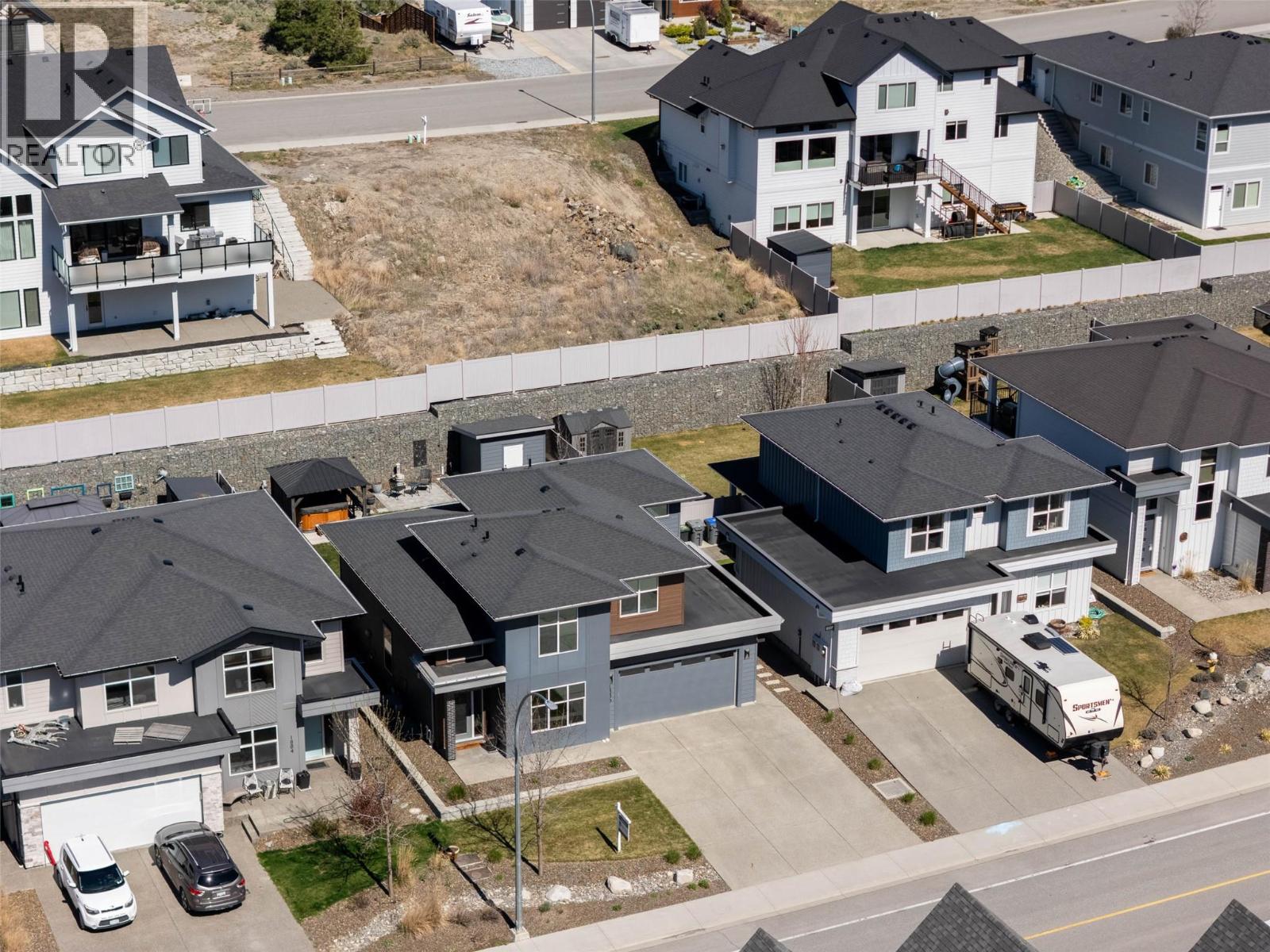 1886 Qu'appelle Boulevard, Kamloops, British Columbia  V2E 0C7 - Photo 55 - 10383652