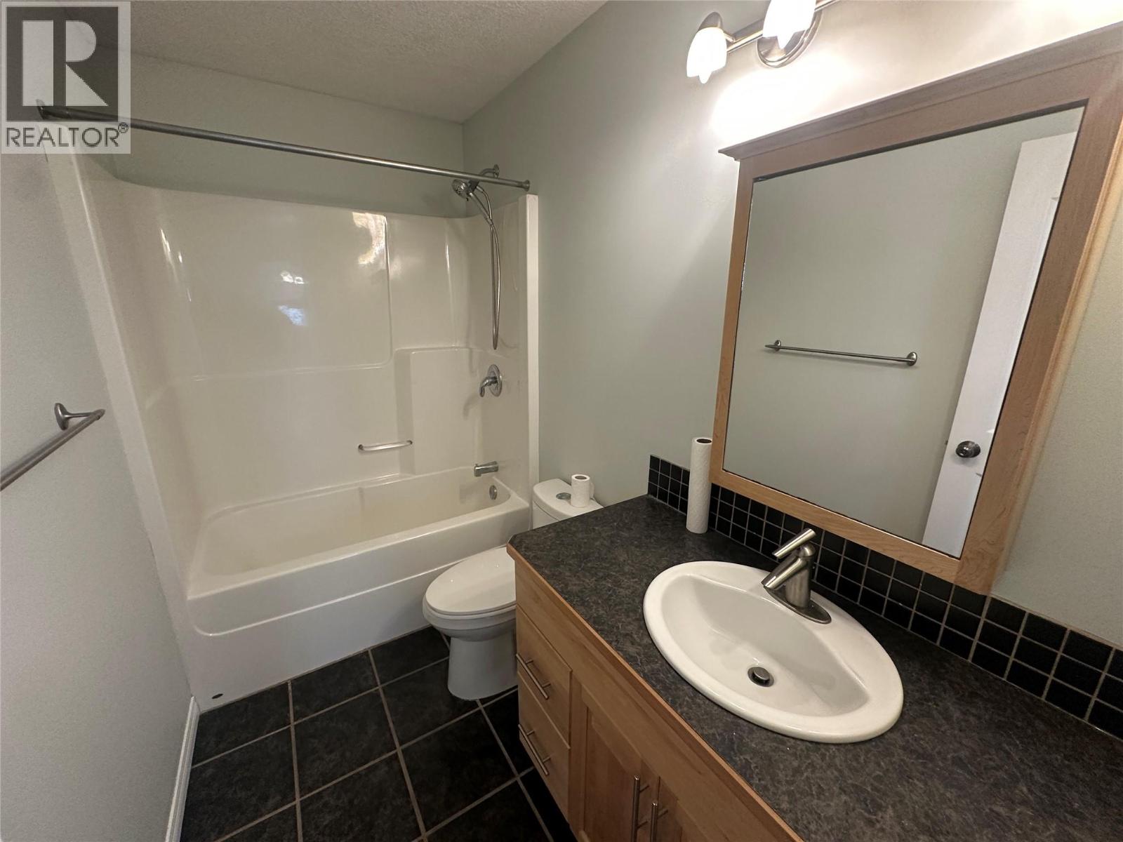 1908 89 Avenue, Dawson Creek, British Columbia  V1G 0A1 - Photo 12 - 10383942