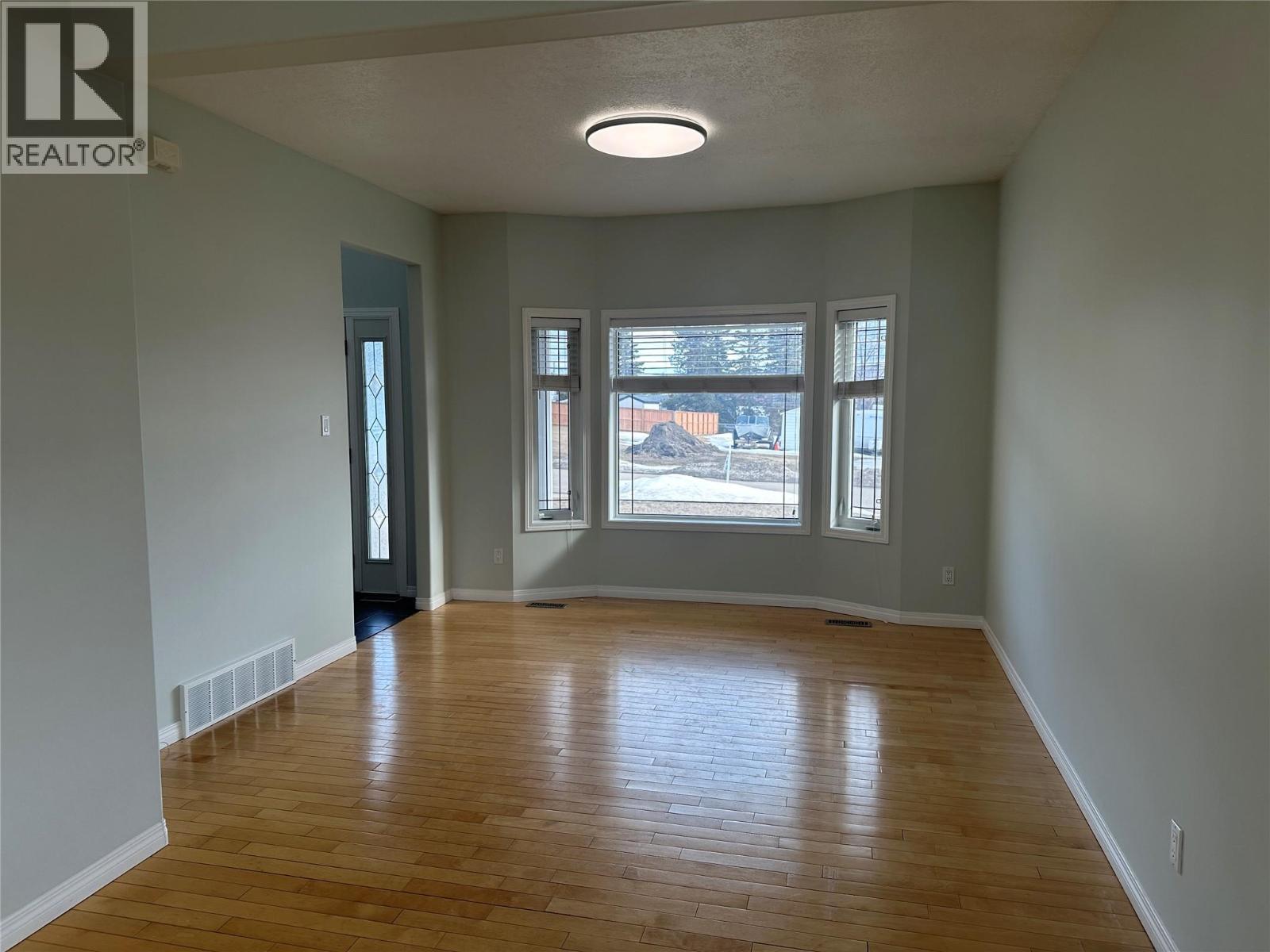 1908 89 Avenue, Dawson Creek, British Columbia  V1G 0A1 - Photo 8 - 10383942