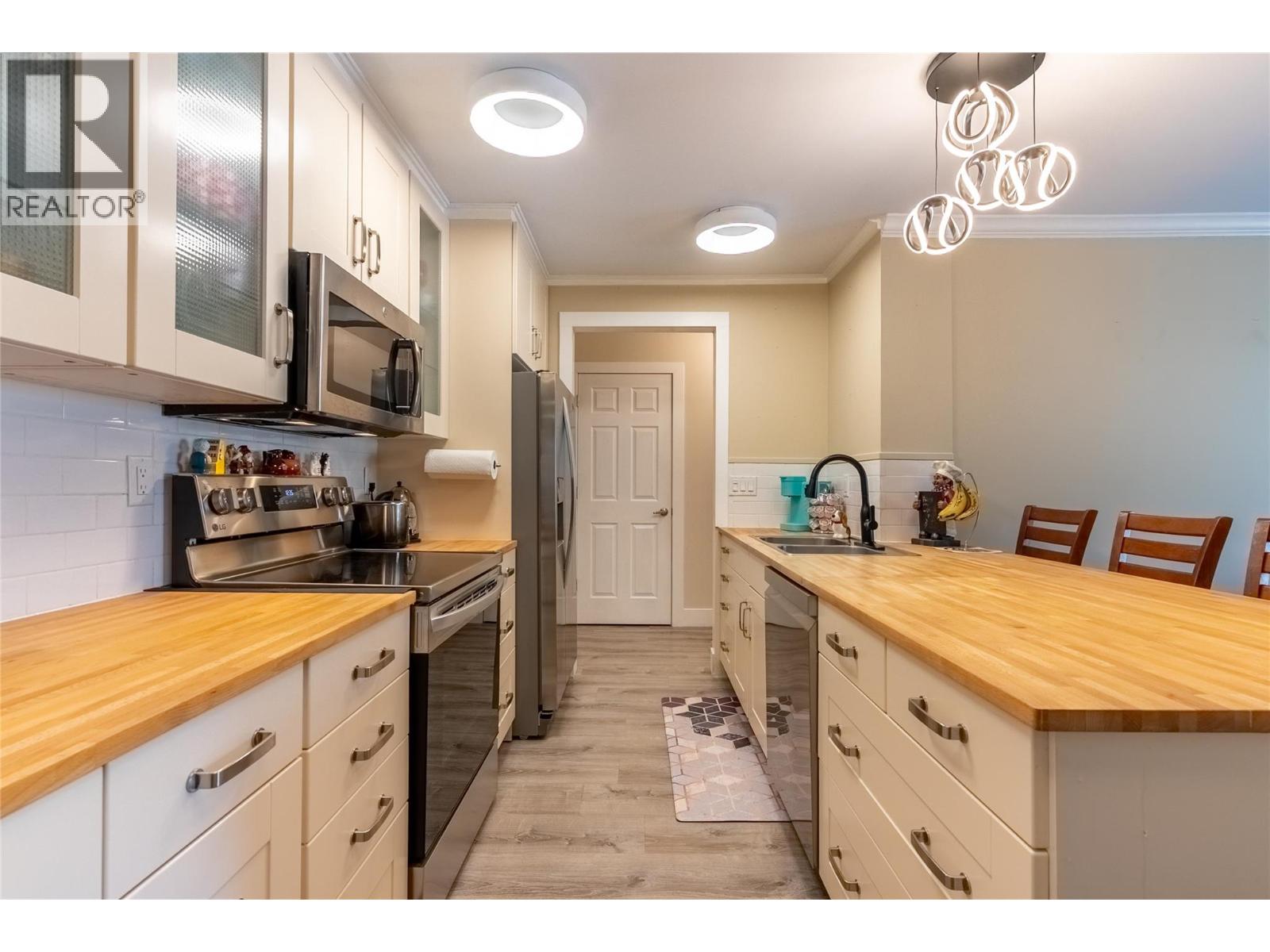 308 Chartrand Avenue Unit# 308, Logan Lake, British Columbia  V0K 1W0 - Photo 1 - 10383928