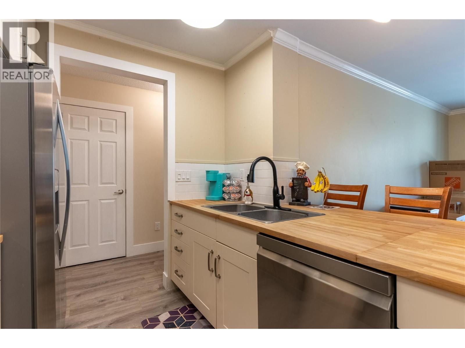 308 Chartrand Avenue Unit# 308, Logan Lake, British Columbia  V0K 1W0 - Photo 3 - 10383928