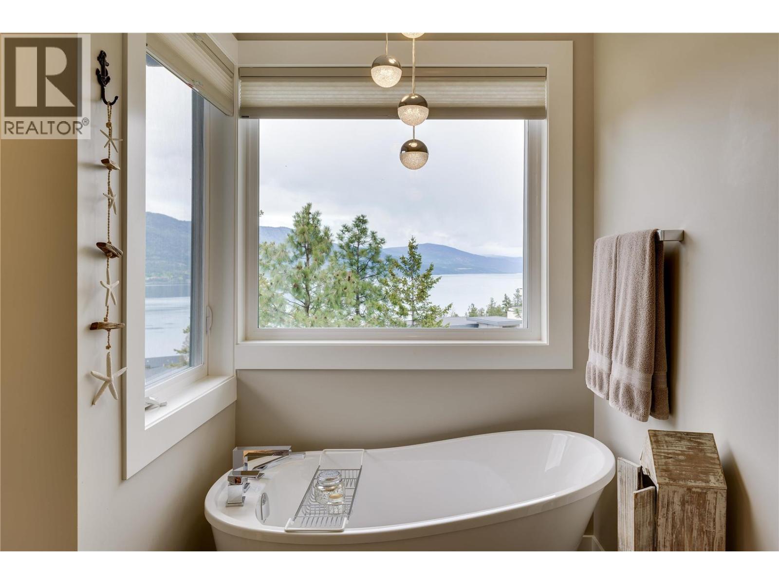 3303 Water Birch Circle, Kelowna, British Columbia  V1V 3G1 - Photo 24 - 10383925