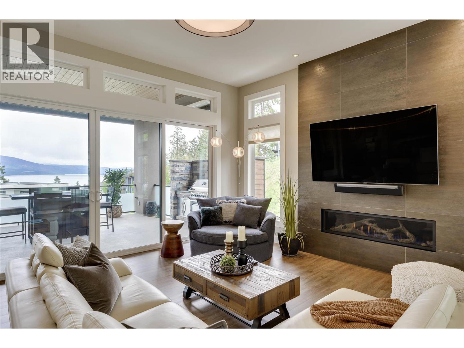 3303 Water Birch Circle, Kelowna, British Columbia  V1V 3G1 - Photo 3 - 10383925