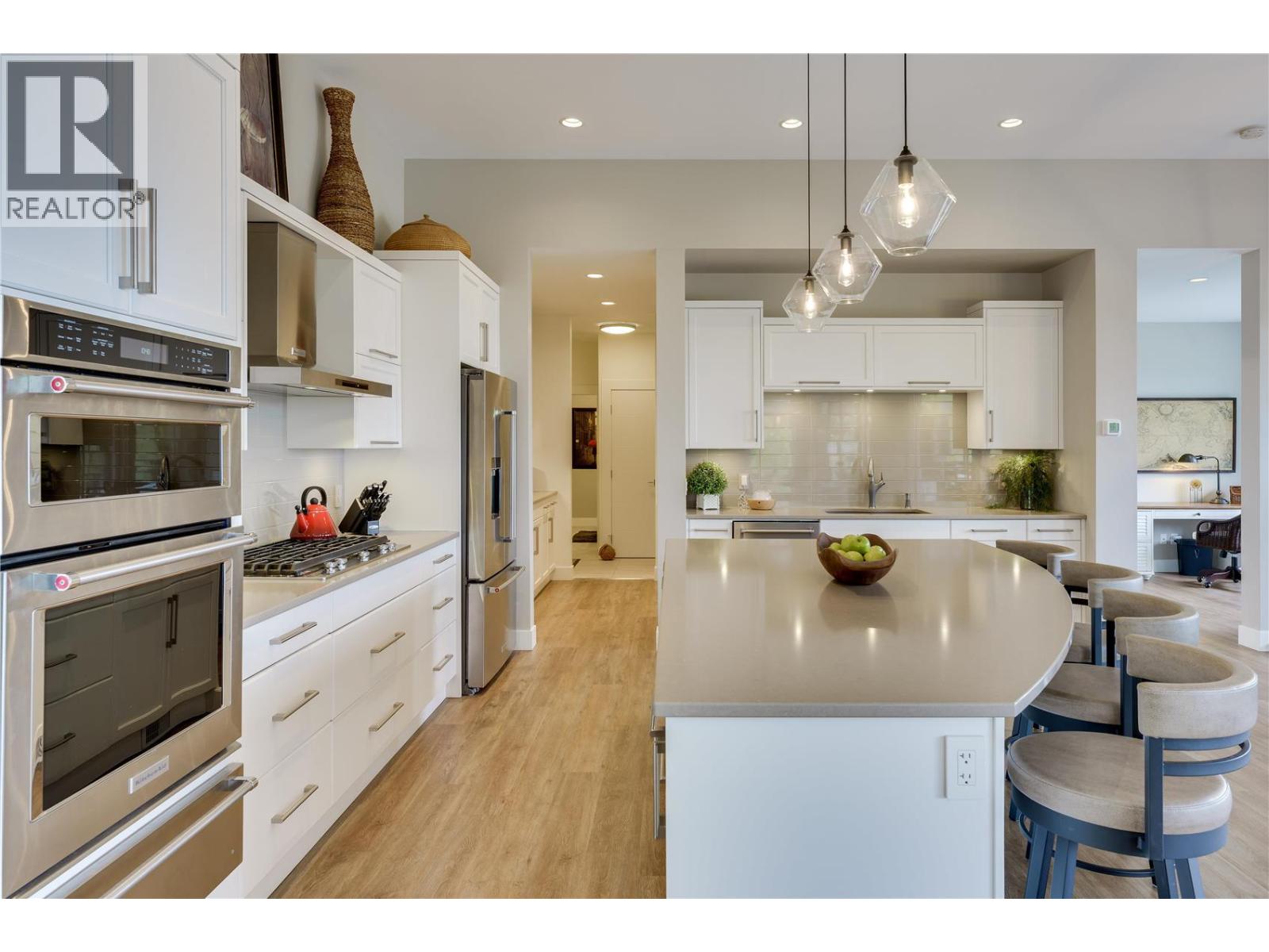 3303 Water Birch Circle, Kelowna, British Columbia  V1V 3G1 - Photo 5 - 10383925