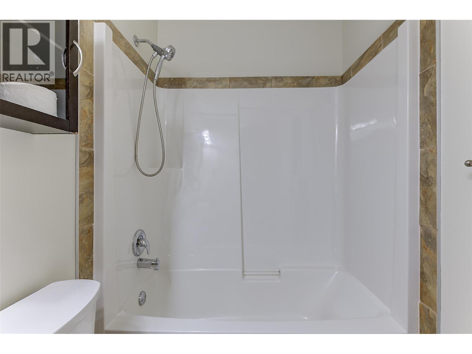 2425 Mount Baldy Drive Unit# 3 Lot# Sl 3, Kelowna, British Columbia  V1V 1Z3 - Photo 27 - 10381148