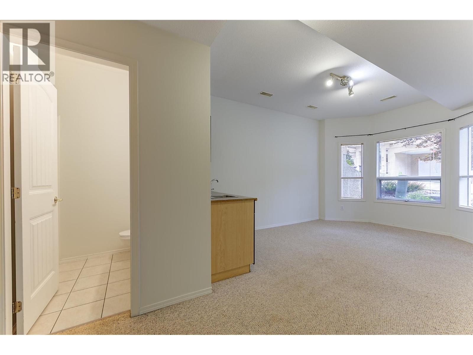 2425 Mount Baldy Drive Unit# 3 Lot# Sl 3, Kelowna, British Columbia  V1V 1Z3 - Photo 29 - 10381148