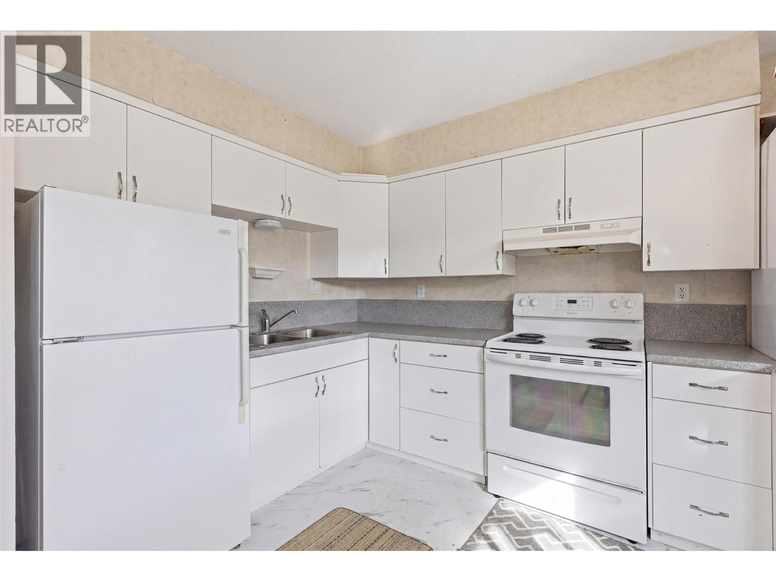 666/668 Reemon Drive, Kamloops, British Columbia  V2B 6T1 - Photo 17 - 10383785