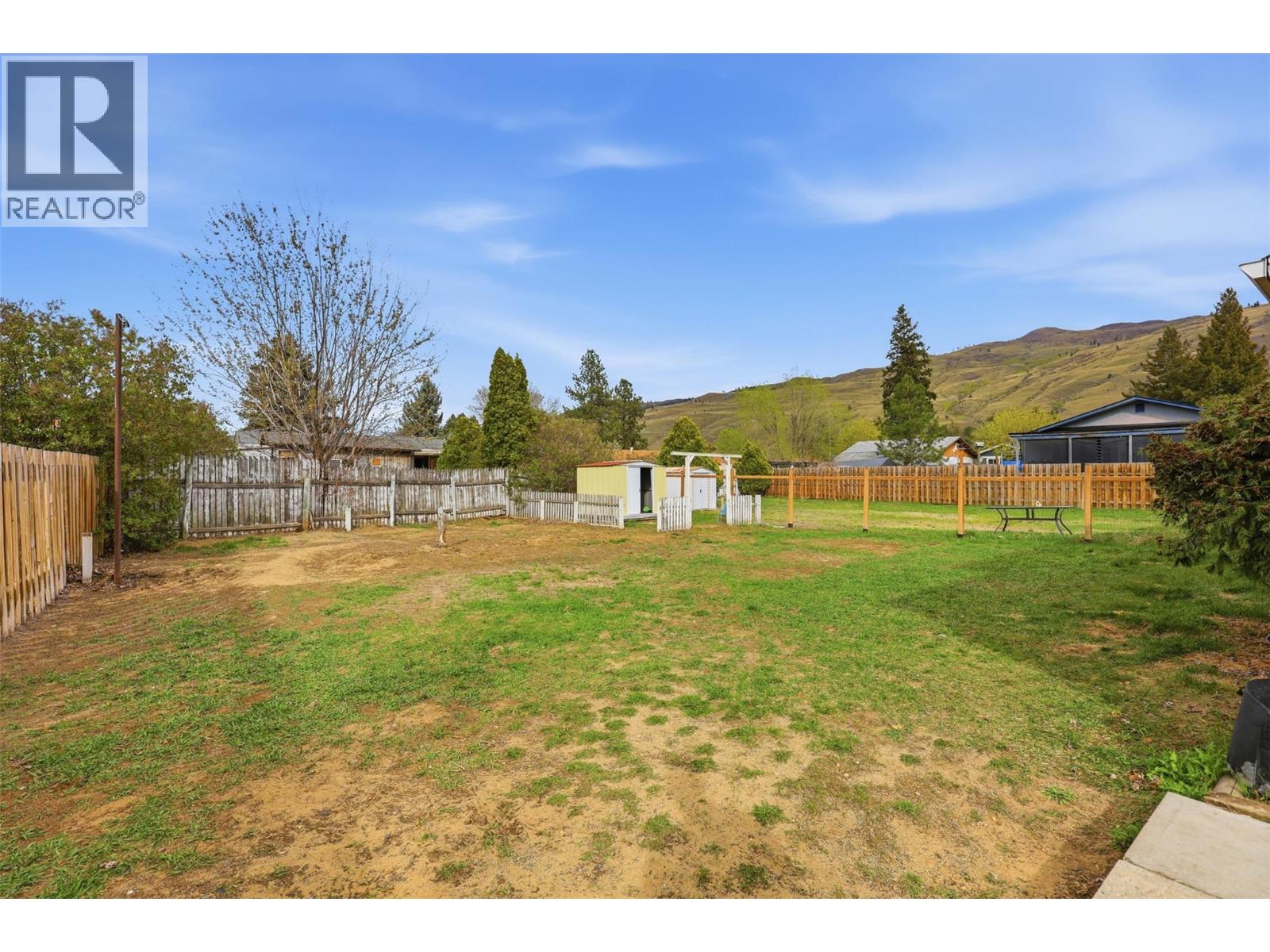 666/668 Reemon Drive, Kamloops, British Columbia  V2B 6T1 - Photo 24 - 10383785