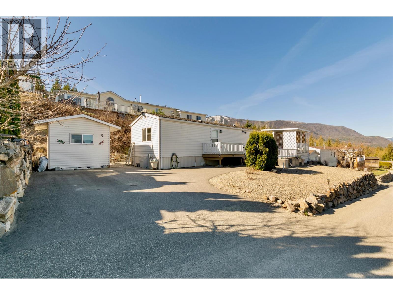 1510 Trans Canada Highway Unit# 18, Sorrento, British Columbia  V0E 2W0 - Photo 2 - 10383550