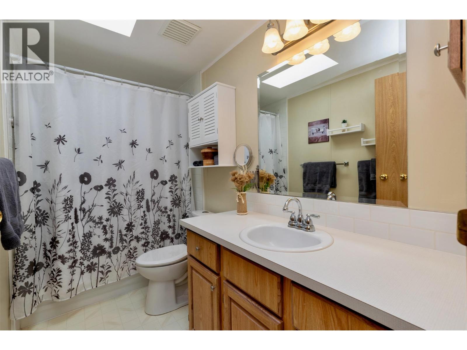 1510 Trans Canada Highway Unit# 18, Sorrento, British Columbia  V0E 2W0 - Photo 27 - 10383550