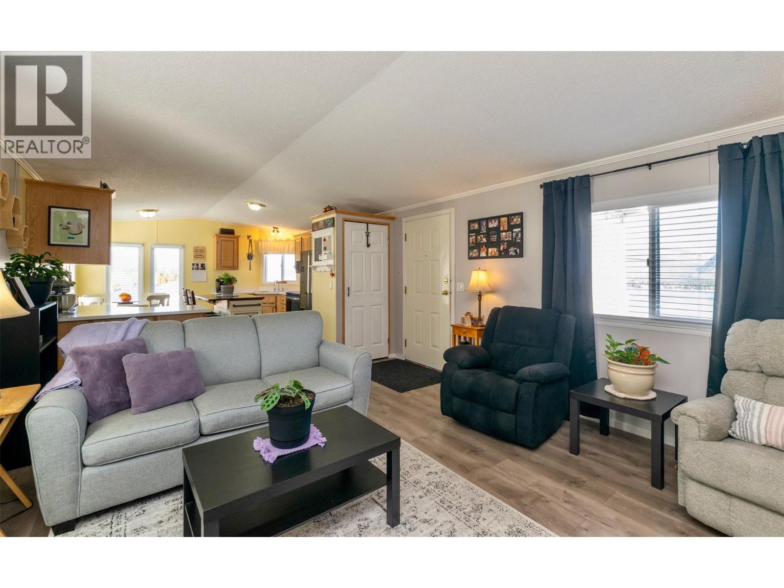 1510 Trans Canada Highway Unit# 18, Sorrento, British Columbia  V0E 2W0 - Photo 8 - 10383550