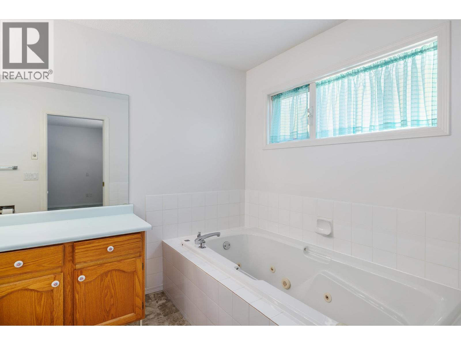 615 Glenmeadows Road Unit# 29, Kelowna, British Columbia  V1V 1N9 - Photo 17 - 10383219