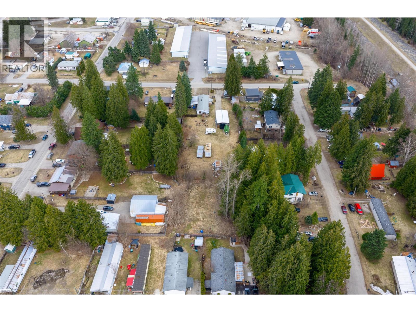 1657 Illinisky Road, Revelstoke, British Columbia  V0E 3K0 - Photo 28 - 10382619