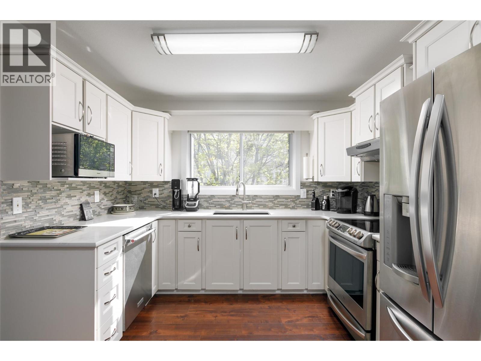 1055 Lawrence Avenue Unit# 202, Kelowna, British Columbia  V1Y 6M3 - Photo 14 - 10383876