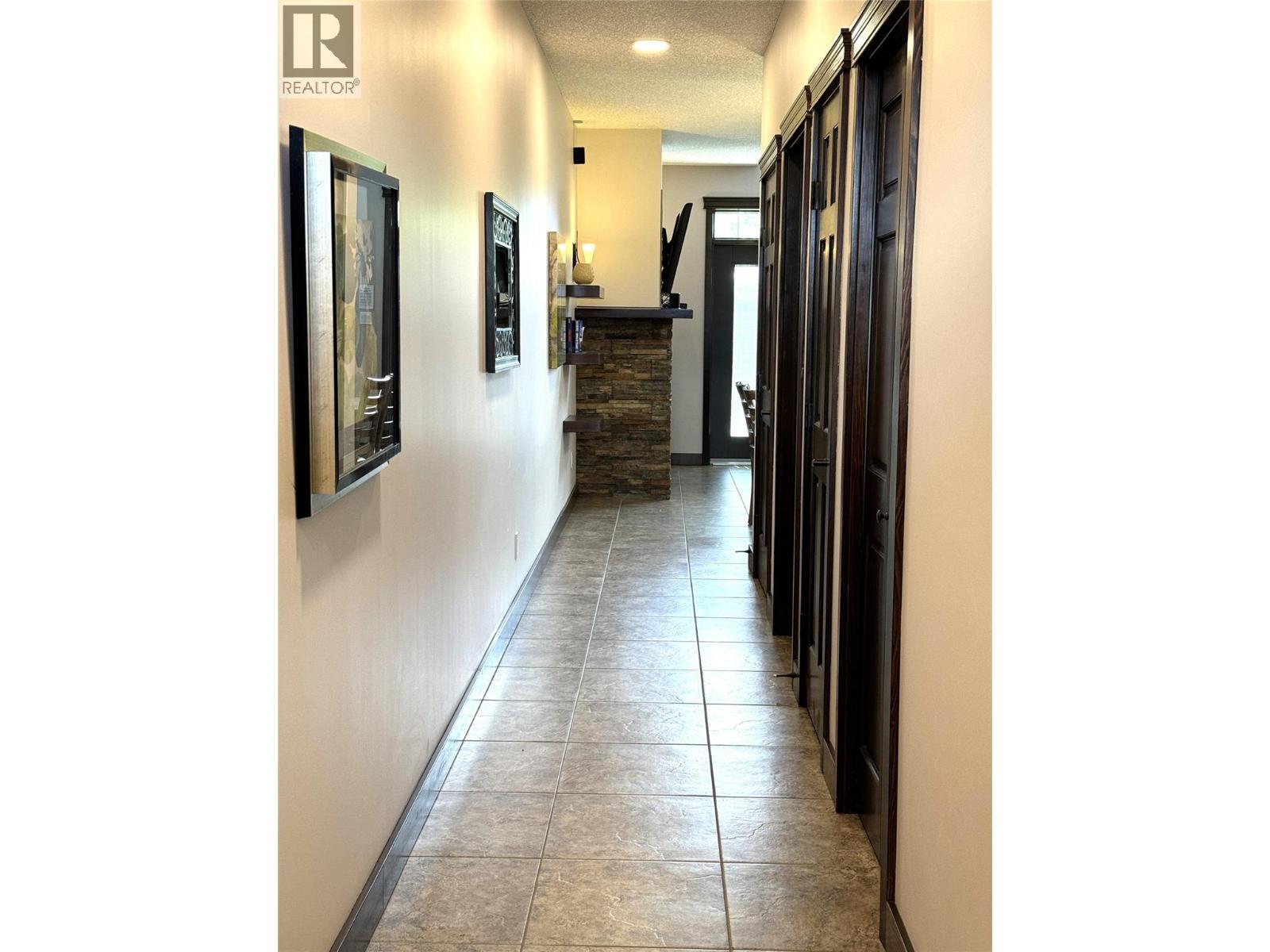 500 Bighorn Boulevard Unit# 533b, Radium Hot Springs, British Columbia  V0A 1M0 - Photo 18 - 10383500