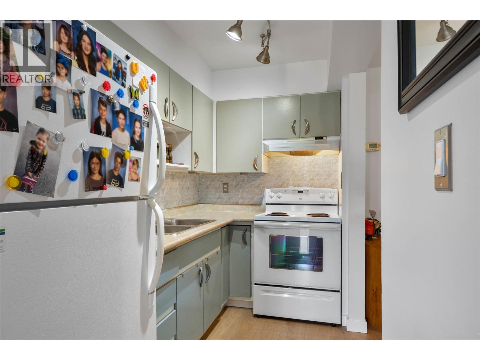 1435 Summit Drive Unit# 37, Kamloops, British Columbia  V2E 1S4 - Photo 15 - 10383458