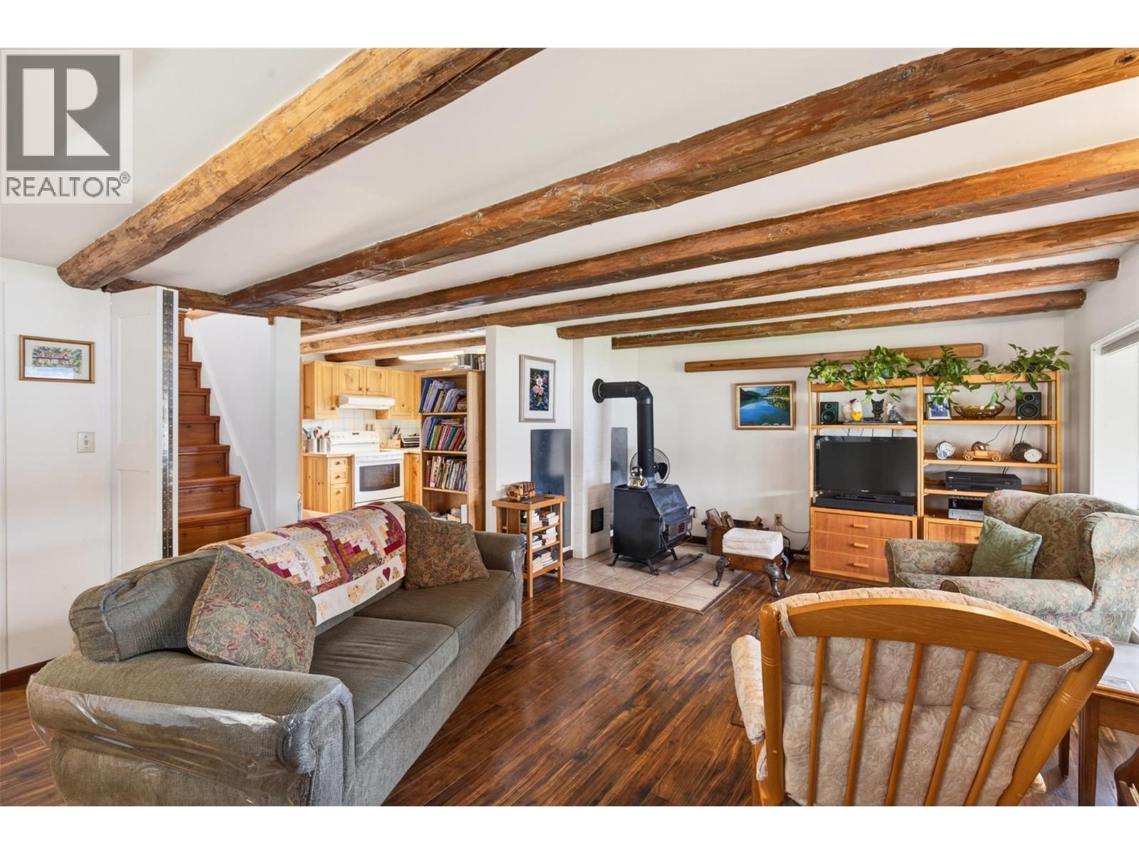 7483 Squilax-Anglemont Road, Anglemont, British Columbia  V0E 1M8 - Photo 22 - 10383724