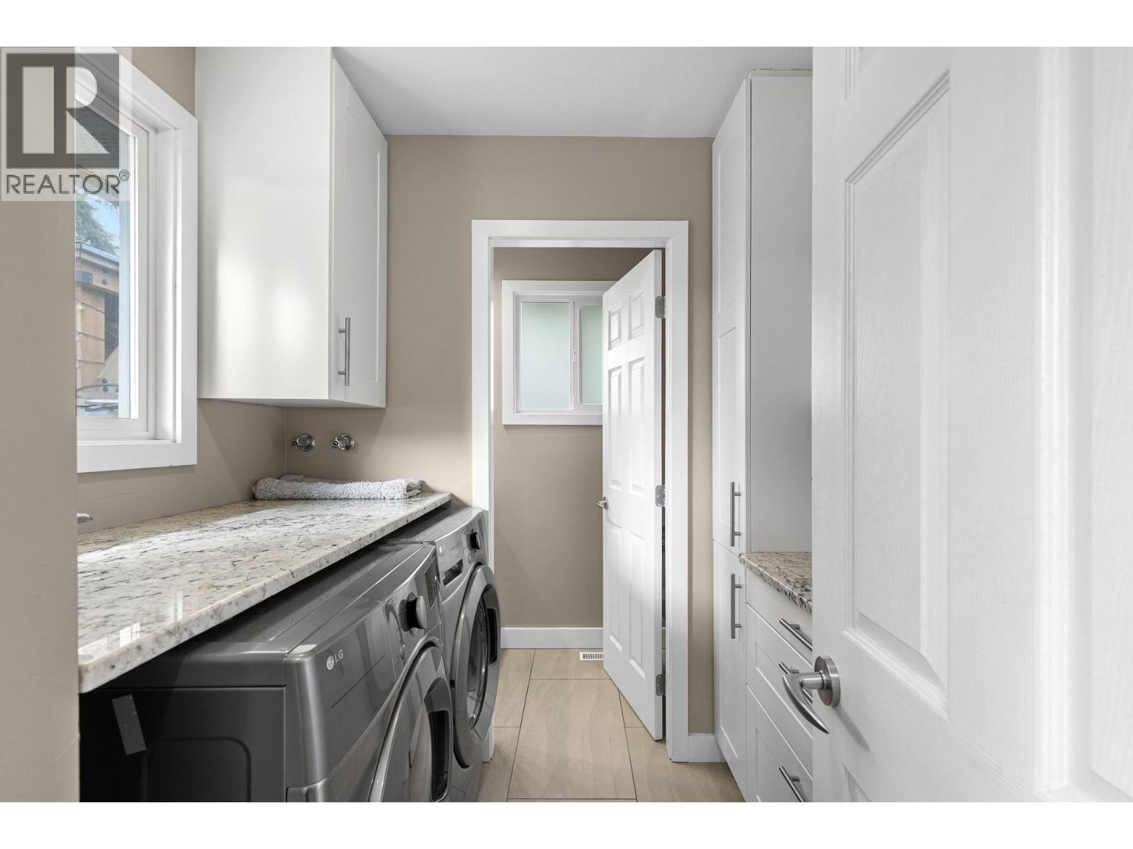 11438 Okanagan Centre Road E, Lake Country, British Columbia  V4V 1G7 - Photo 16 - 10383703