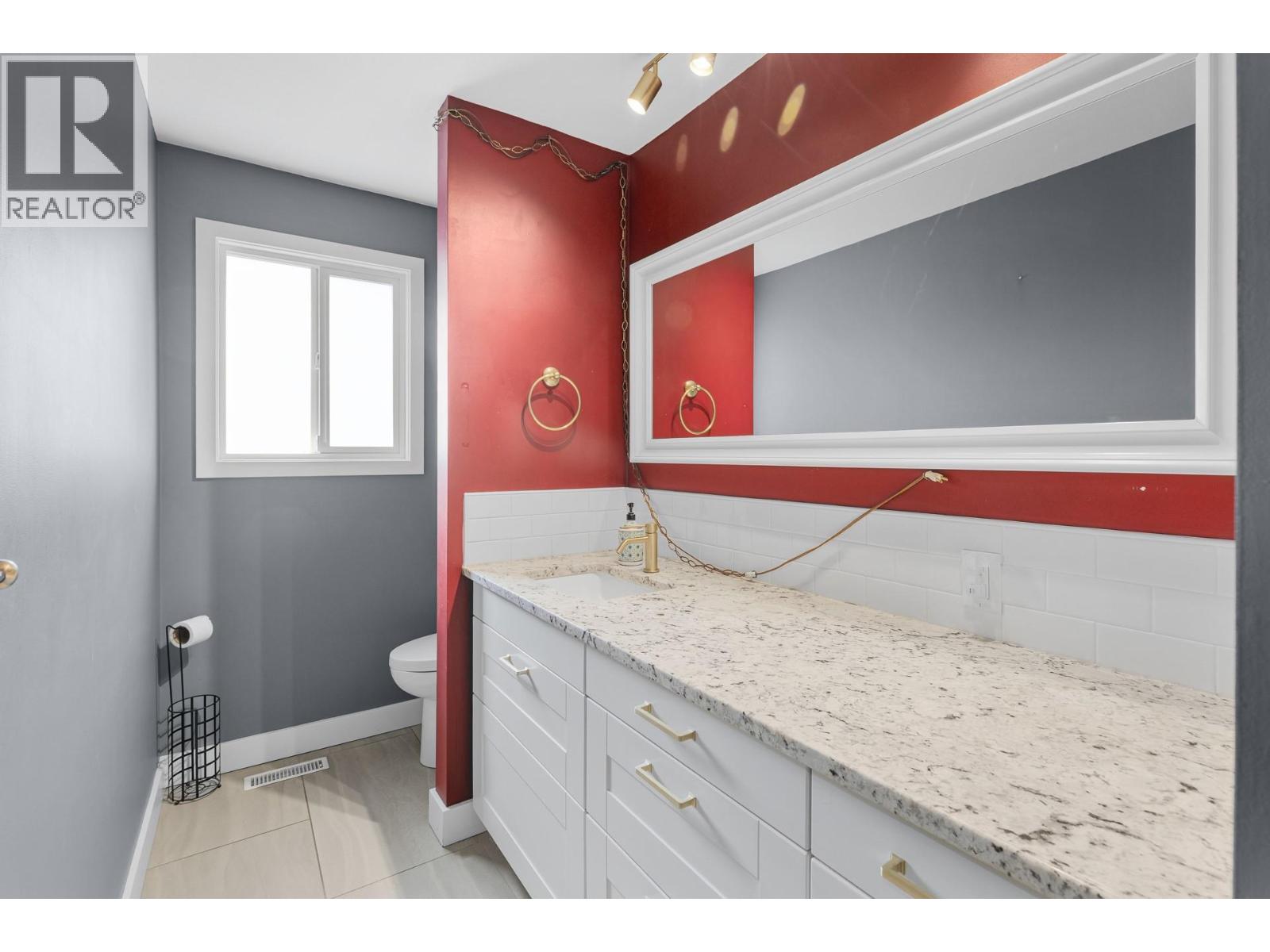 11438 Okanagan Centre Road E, Lake Country, British Columbia  V4V 1G7 - Photo 18 - 10383703