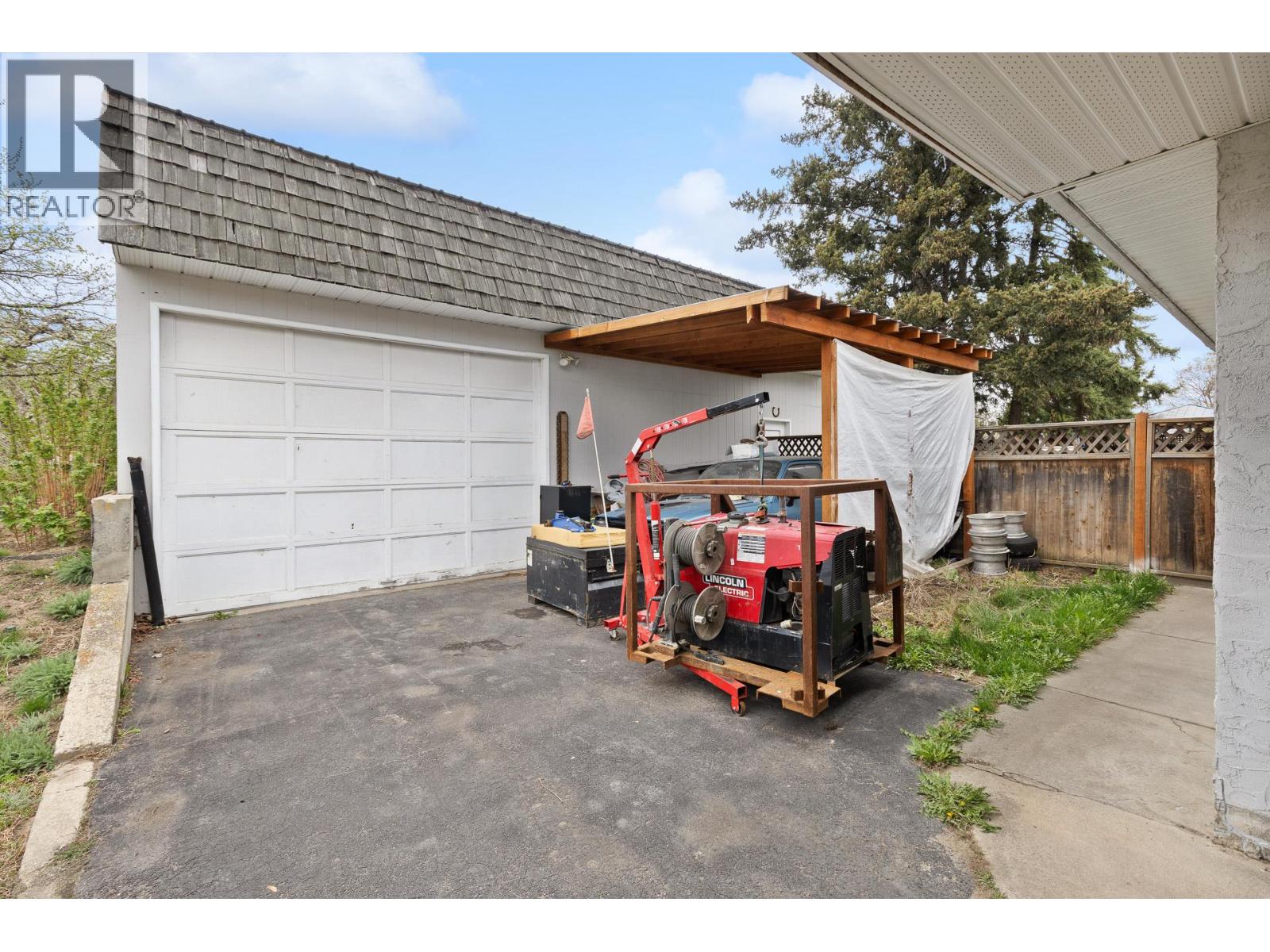 11438 Okanagan Centre Road E, Lake Country, British Columbia  V4V 1G7 - Photo 42 - 10383703