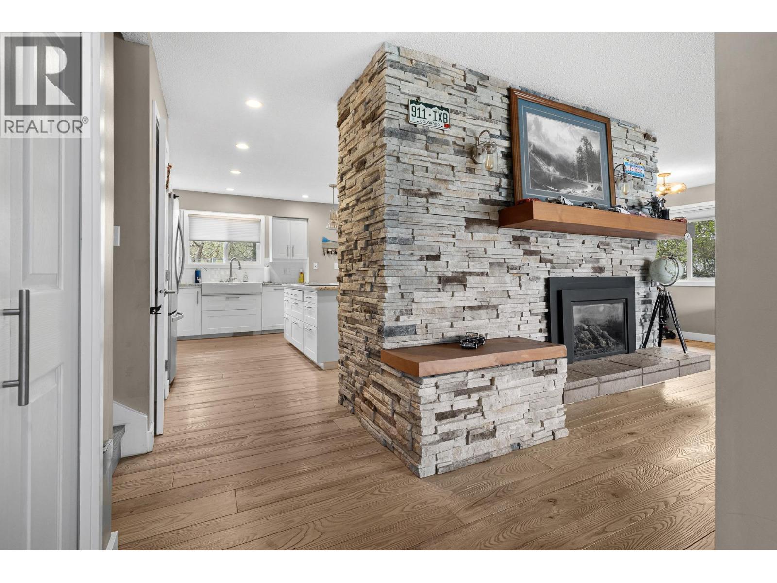 11438 Okanagan Centre Road E, Lake Country, British Columbia  V4V 1G7 - Photo 5 - 10383703