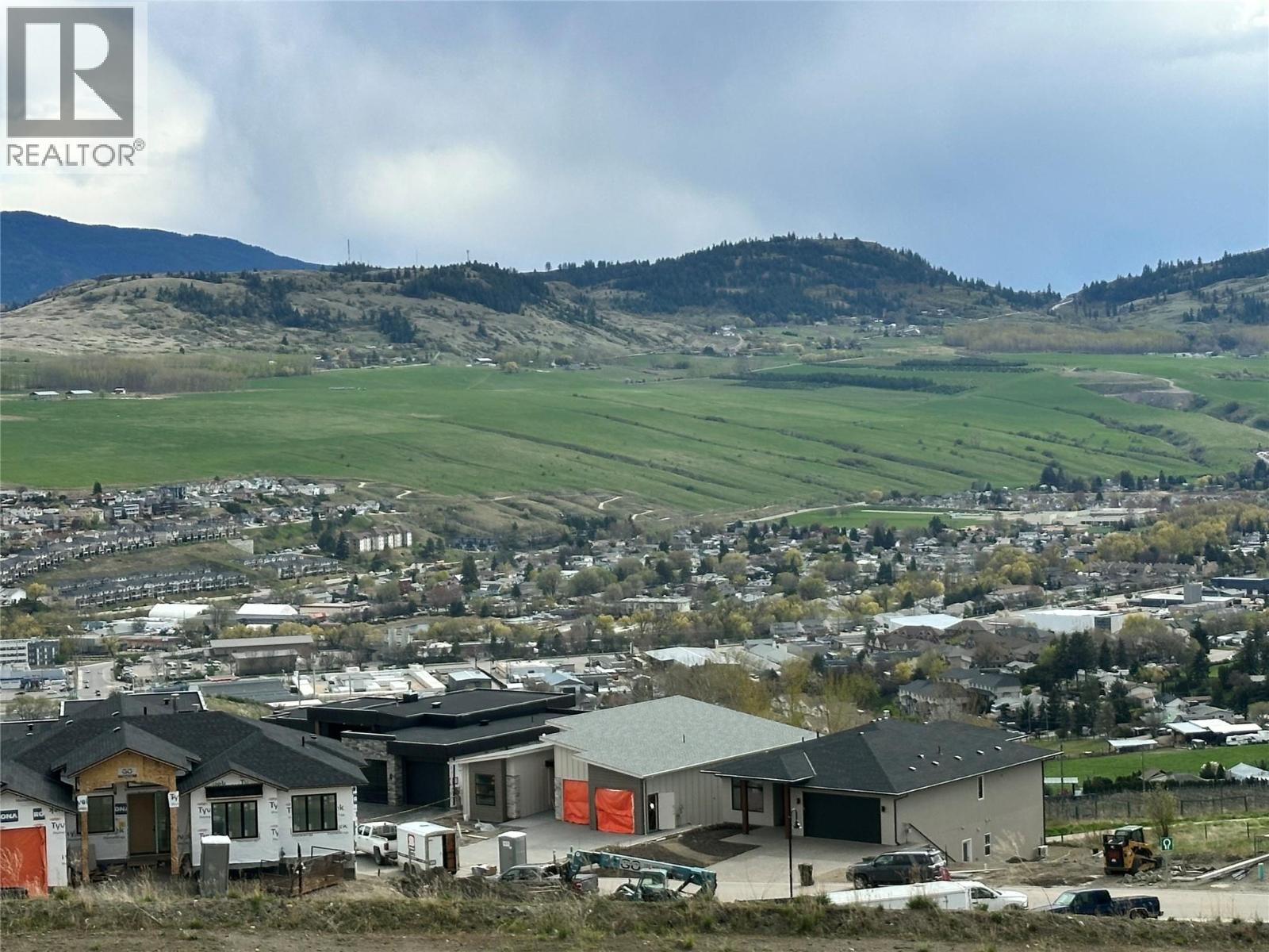 4305 Painted Turtle Drive, Vernon, British Columbia  V1T 9W4 - Photo 3 - 10382898