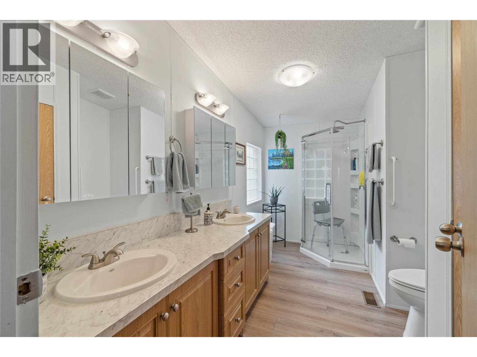 1885 Tappen Notch Hill Road Unit# 2, Tappen, British Columbia  V0E 2X3 - Photo 13 - 10383895