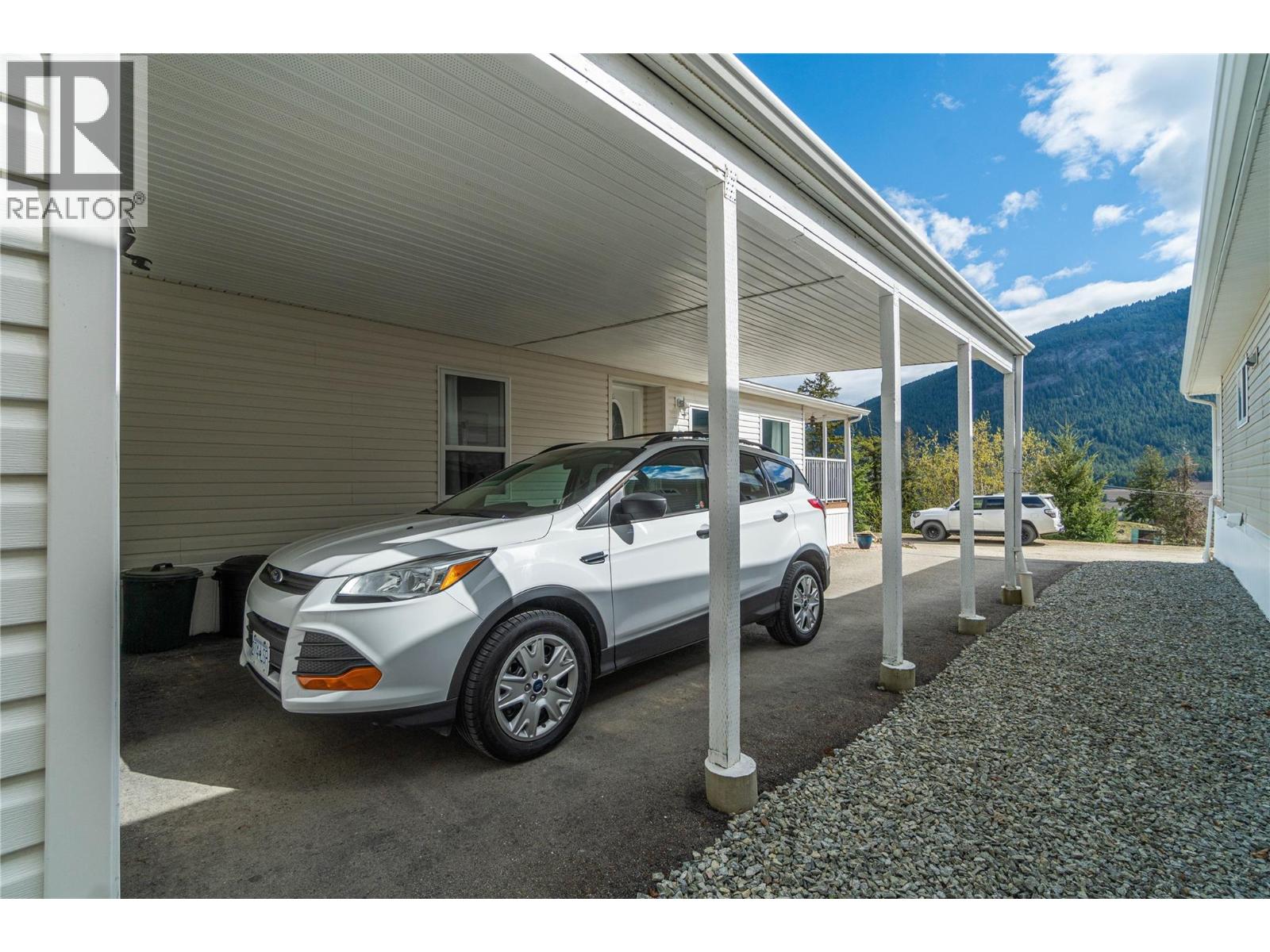 1885 Tappen Notch Hill Road Unit# 2, Tappen, British Columbia  V0E 2X3 - Photo 21 - 10383895