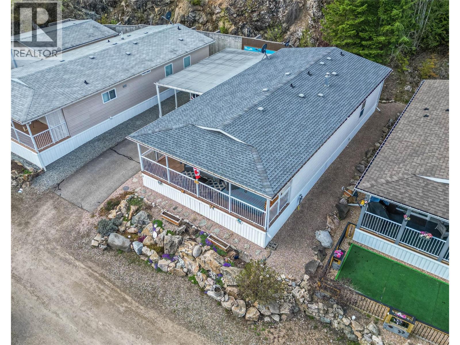 1885 Tappen Notch Hill Road Unit# 2, Tappen, British Columbia  V0E 2X3 - Photo 28 - 10383895