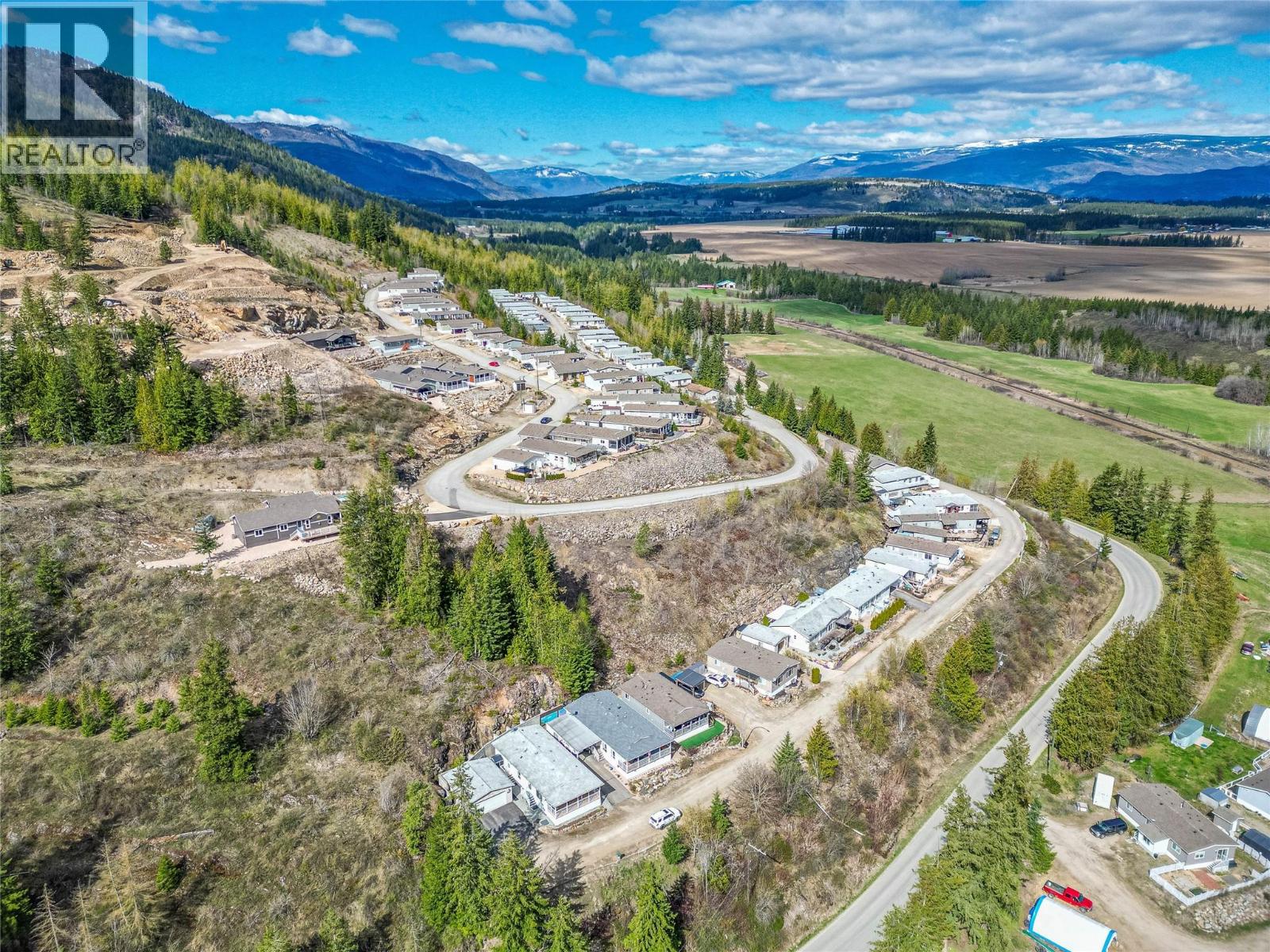 1885 Tappen Notch Hill Road Unit# 2, Tappen, British Columbia  V0E 2X3 - Photo 32 - 10383895