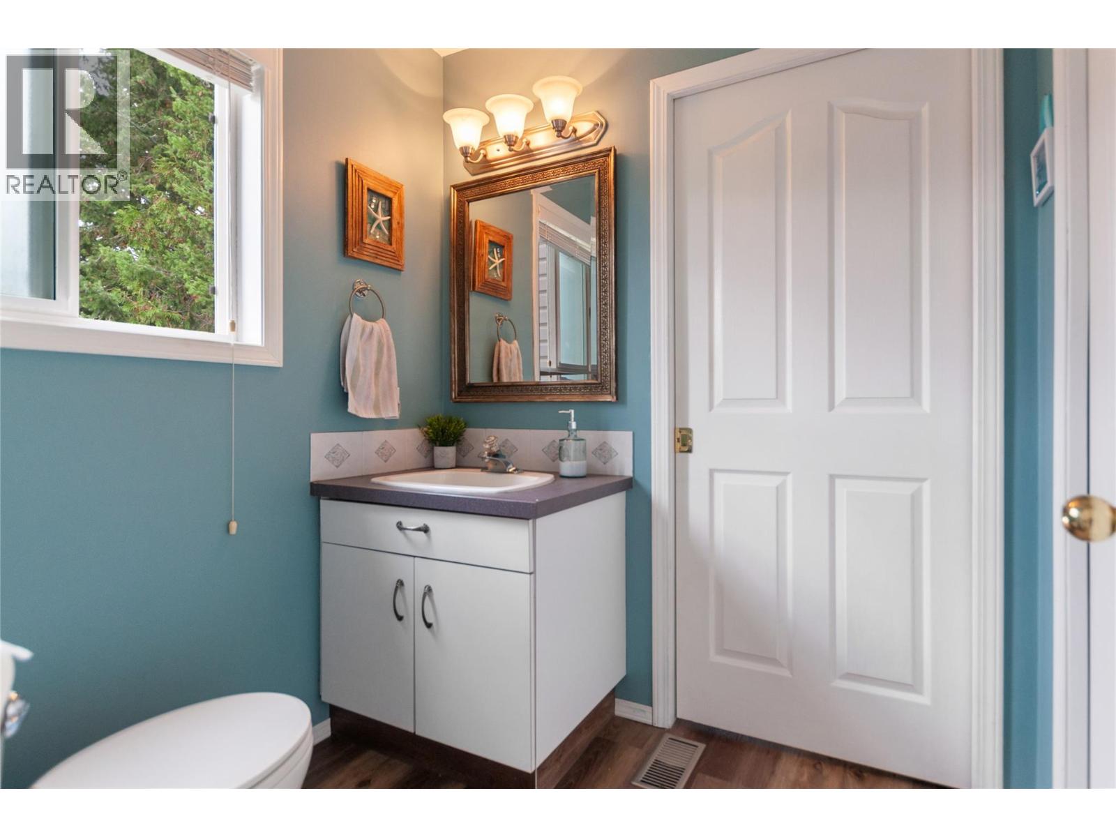 100 Spruce Avenue, Kaleden, British Columbia  V0H 1K0 - Photo 14 - 10383492