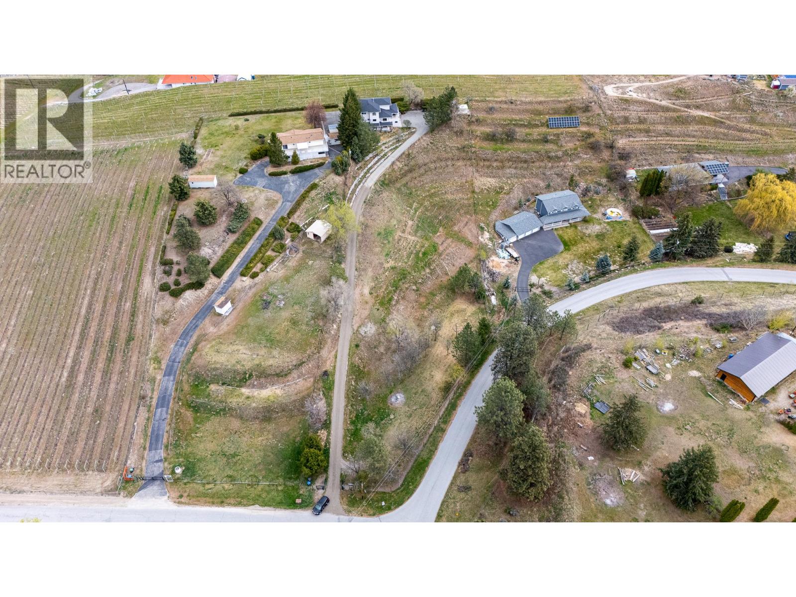 100 Spruce Avenue, Kaleden, British Columbia  V0H 1K0 - Photo 6 - 10383492