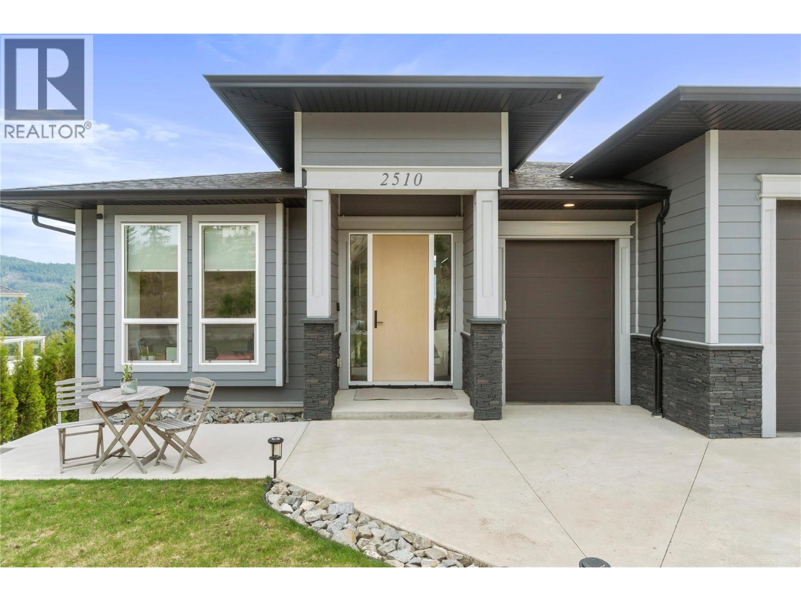 2510 Highlands Drive, Blind Bay, British Columbia  V0E 1H2 - Photo 1 - 10383461