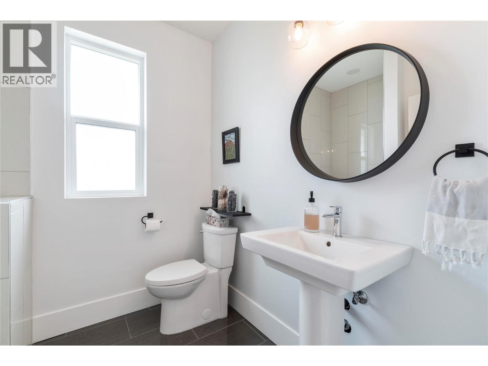 2510 Highlands Drive, Blind Bay, British Columbia  V0E 1H2 - Photo 6 - 10383461