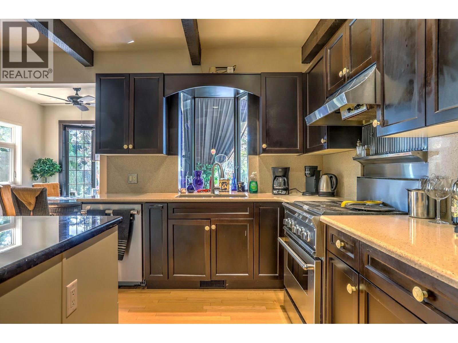 5482 Silver Star Road, Vernon, British Columbia  V1B 3K4 - Photo 17 - 10373883