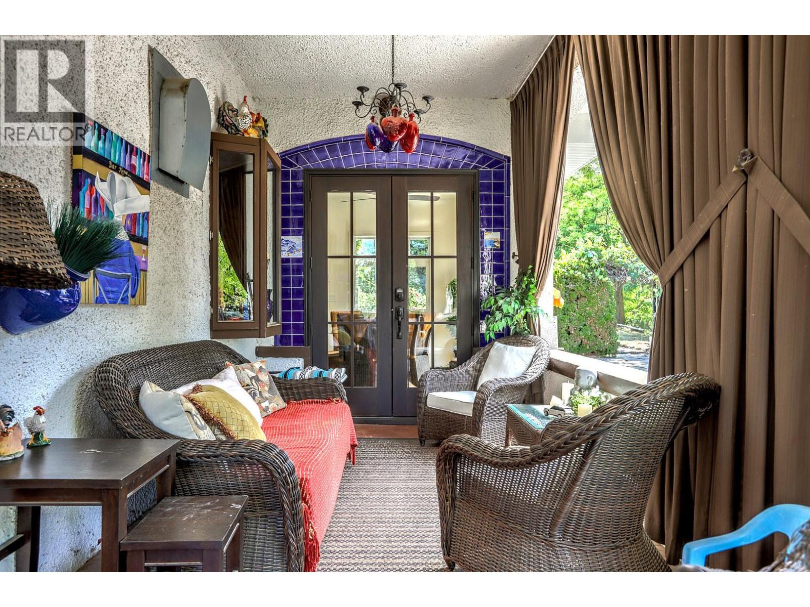 5482 Silver Star Road, Vernon, British Columbia  V1B 3K4 - Photo 22 - 10373883