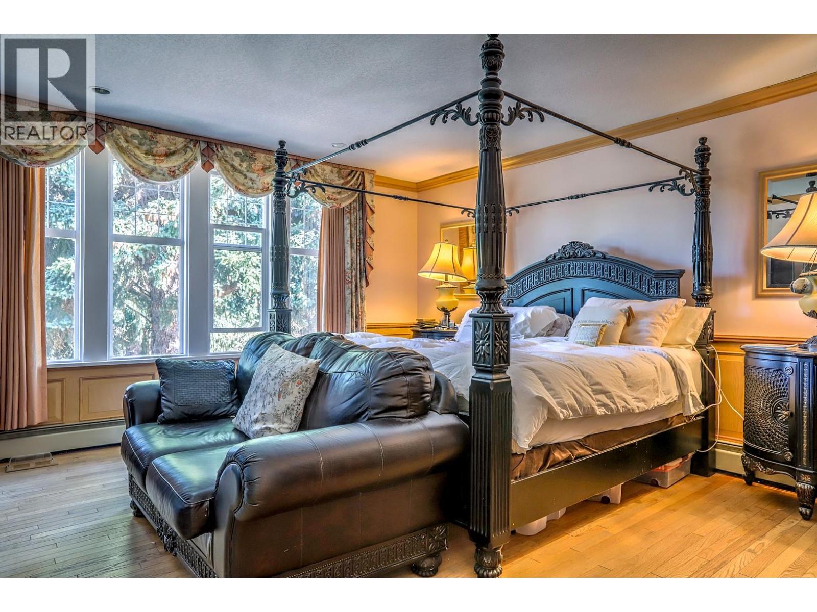 5482 Silver Star Road, Vernon, British Columbia  V1B 3K4 - Photo 28 - 10373883