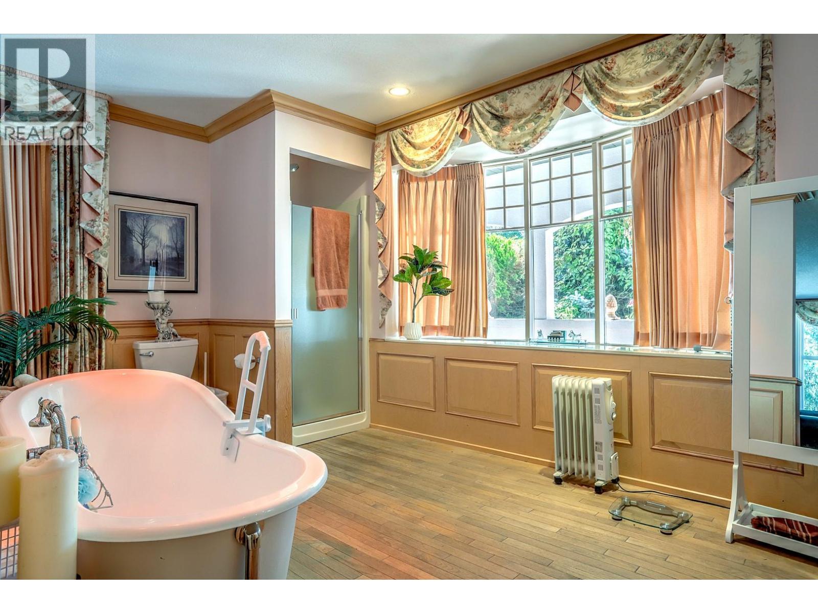 5482 Silver Star Road, Vernon, British Columbia  V1B 3K4 - Photo 30 - 10373883