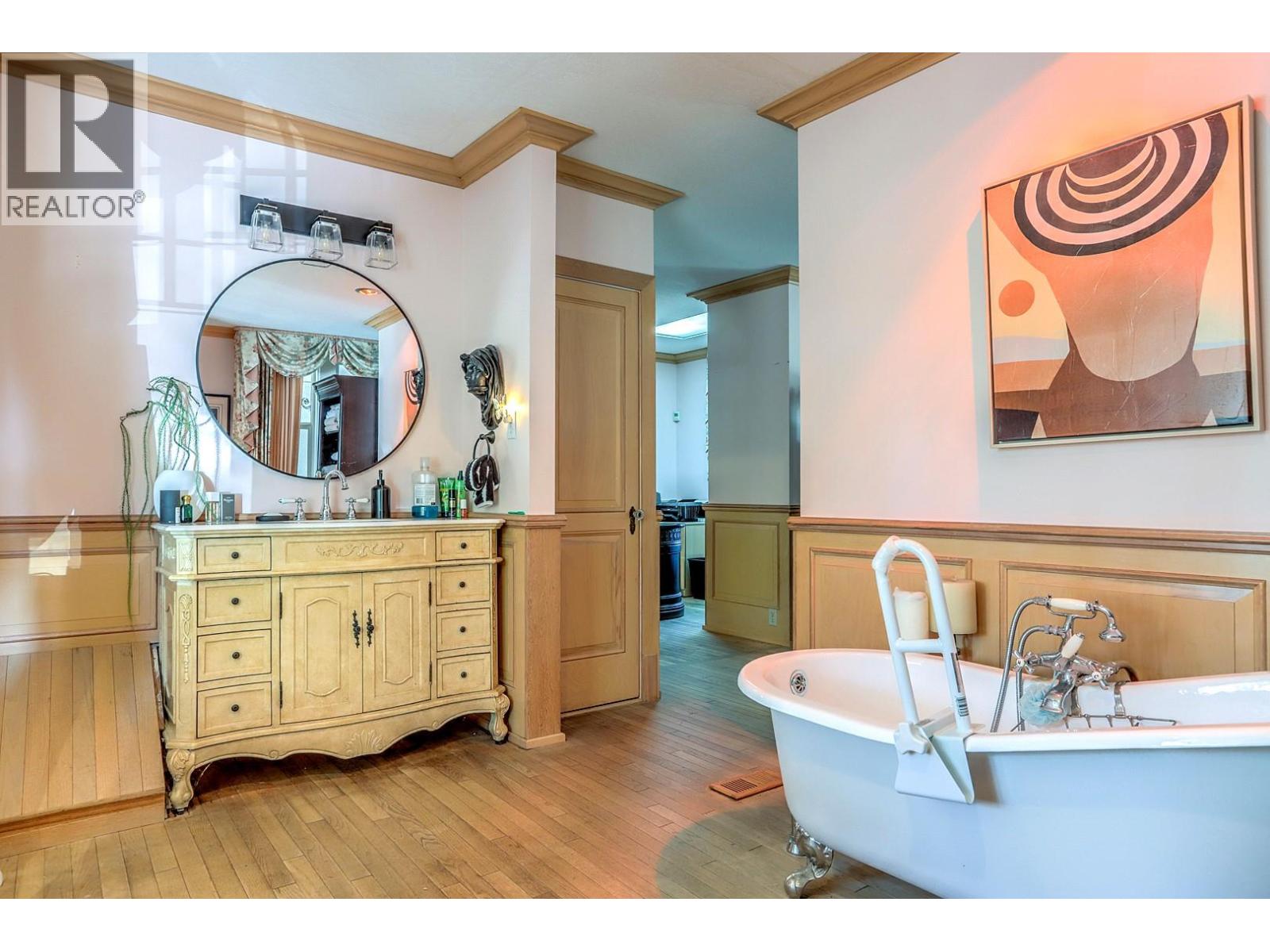 5482 Silver Star Road, Vernon, British Columbia  V1B 3K4 - Photo 32 - 10373883