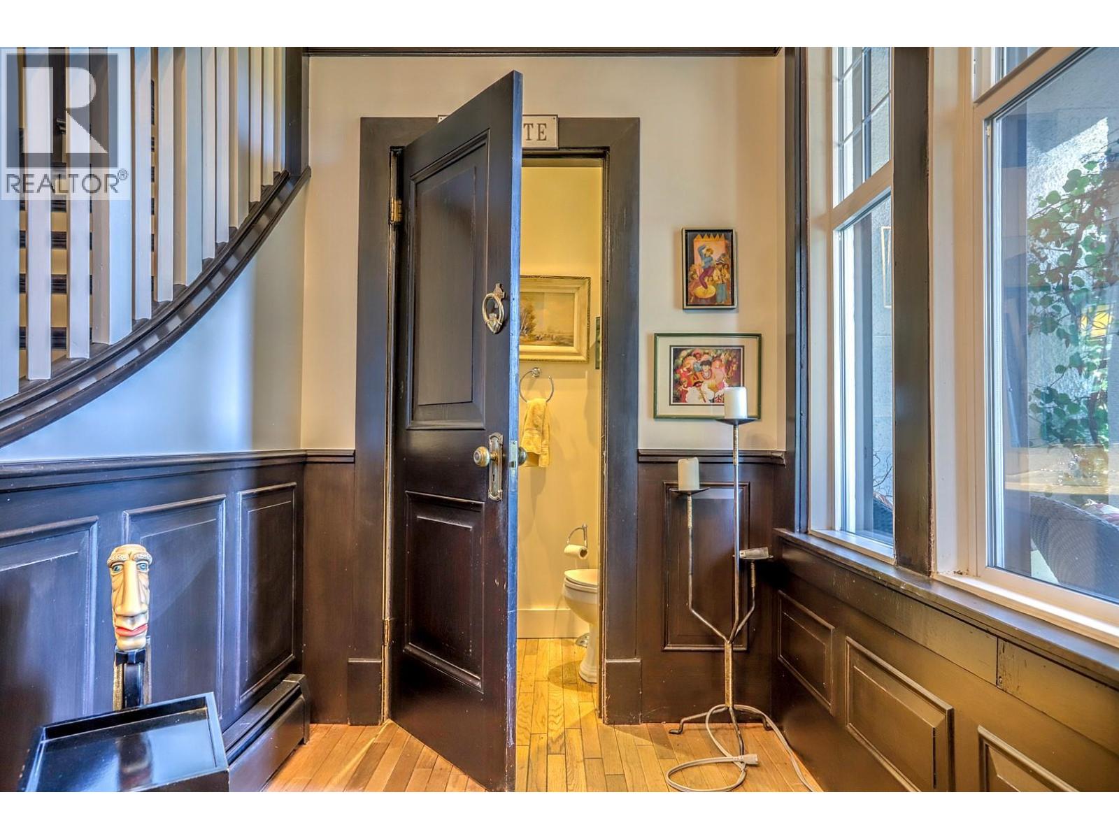 5482 Silver Star Road, Vernon, British Columbia  V1B 3K4 - Photo 33 - 10373883